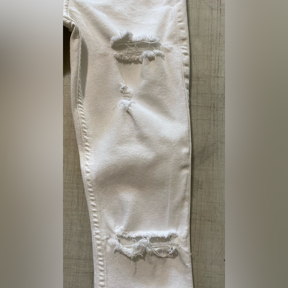 Hollister White Ripped Skinny Jeans - Picture 8 of 12